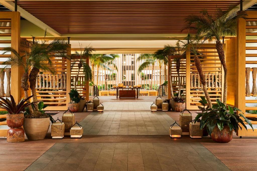 Mauna Lani, Collection Hotel