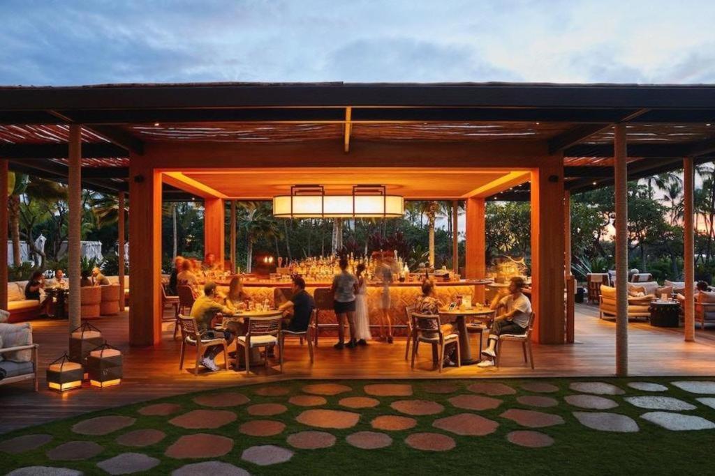 Mauna Lani, Collection Hotel