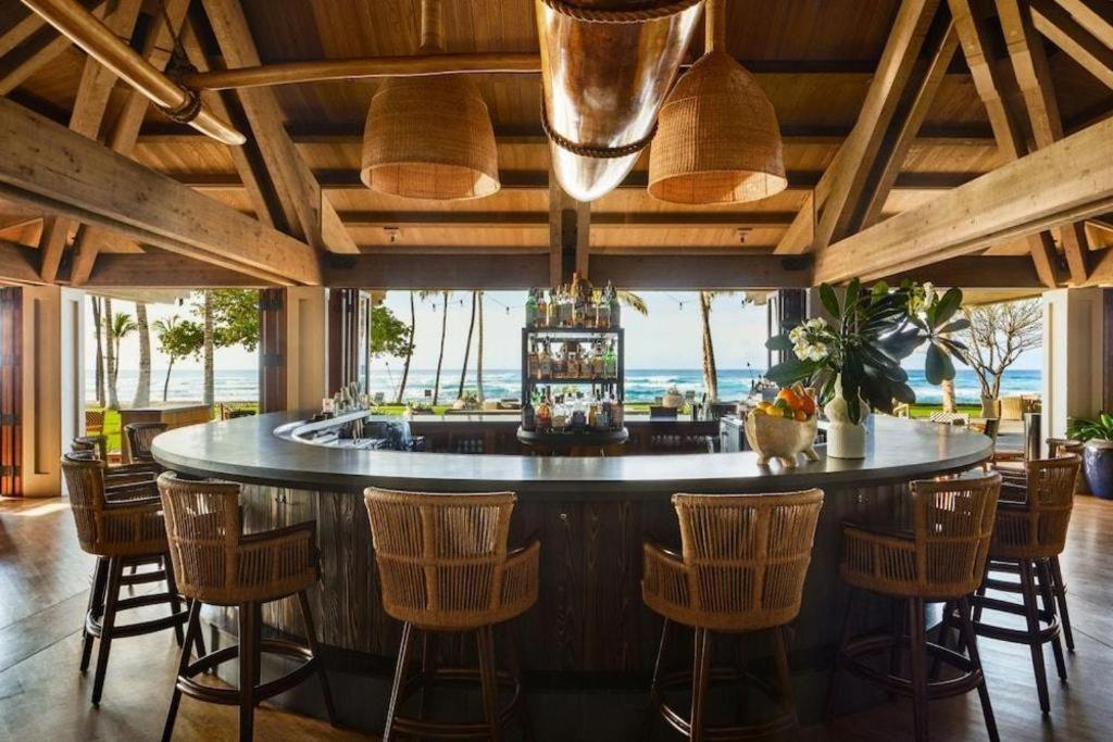 Mauna Lani, Collection